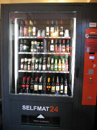 vending machine makanan
