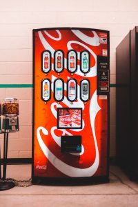 sewa atau beli vending machine